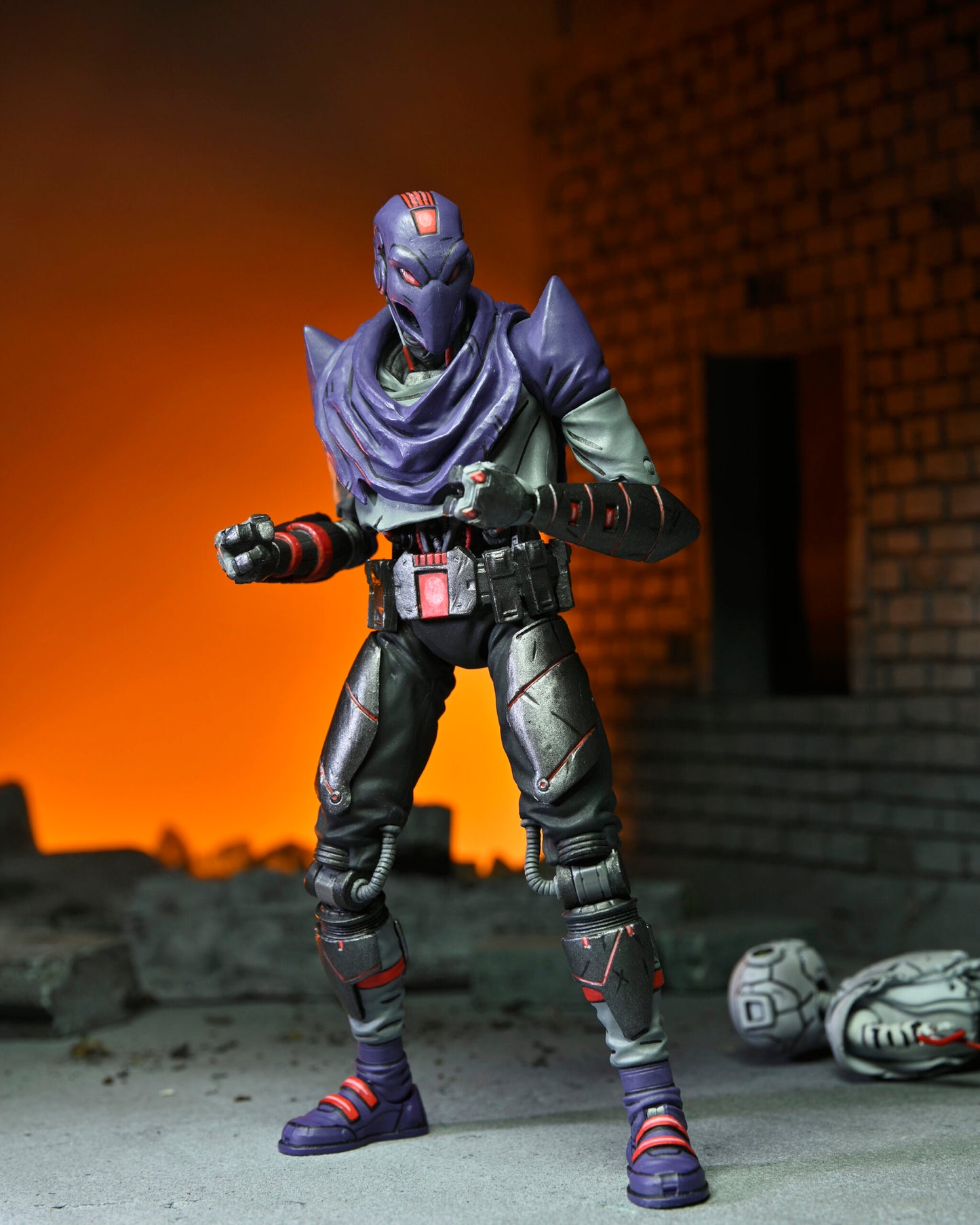 Teenage Mutant Ninja Turtles (The Last Ronin)
7” Scale Action Figure – Ultimate Foot Bot