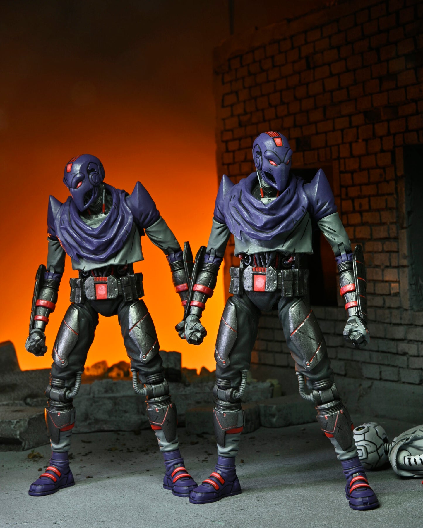 Teenage Mutant Ninja Turtles (The Last Ronin)
7” Scale Action Figure – Ultimate Foot Bot