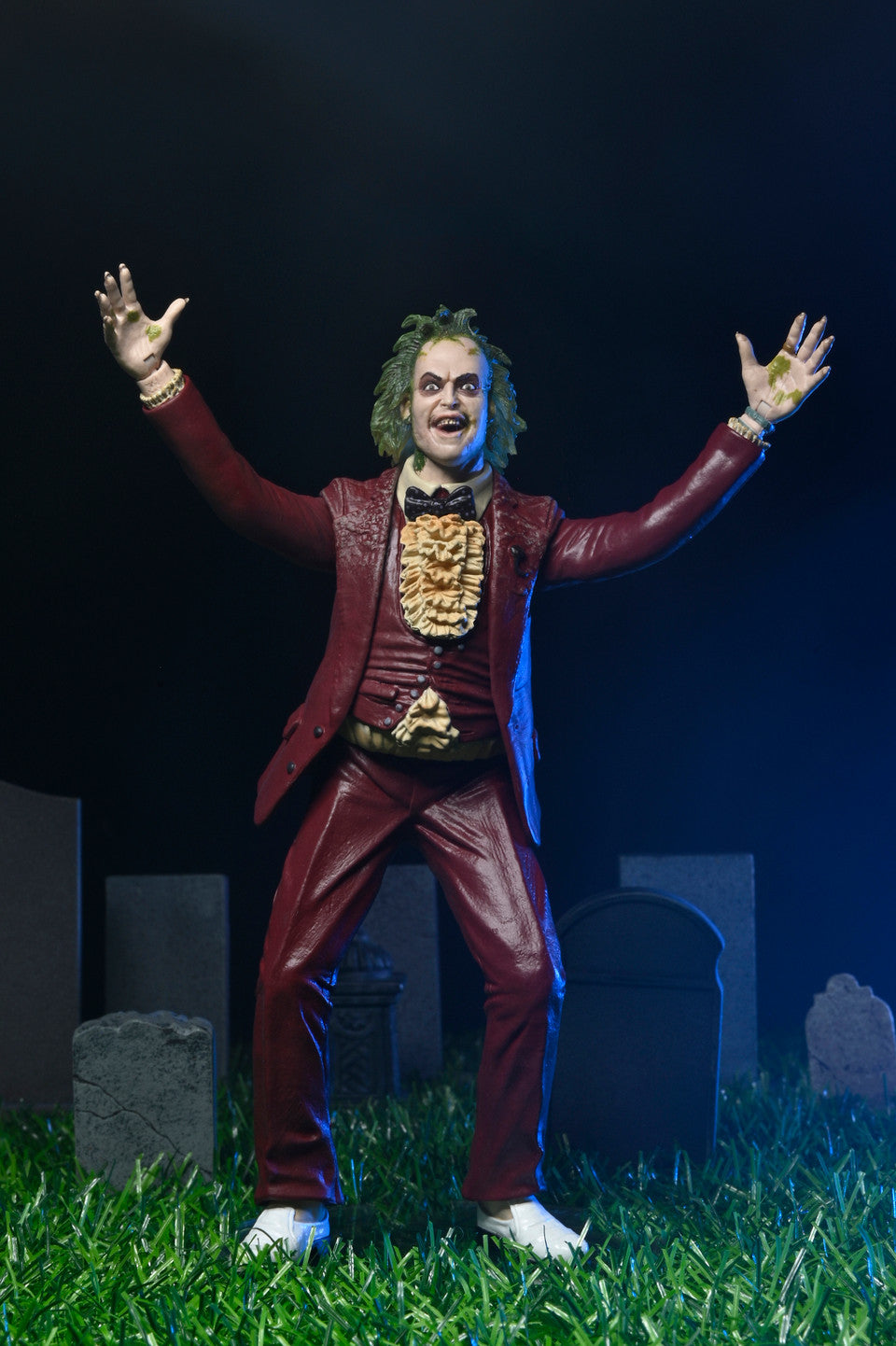 NECA Beetlejuice (1988) Red Tuxedo