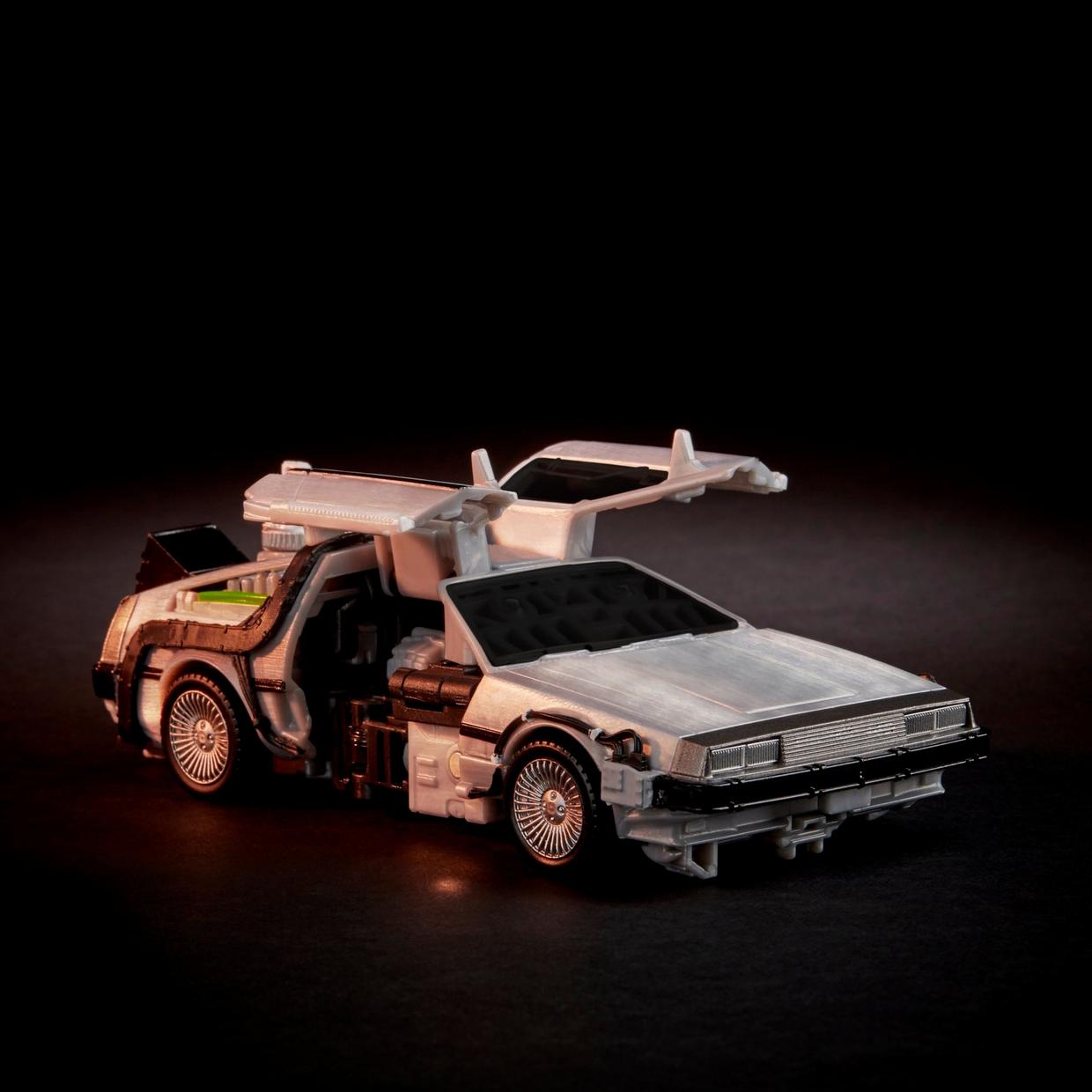 Transformers Generations Collaborative: Back to the Future Mash-Up, Gigawatt Figure