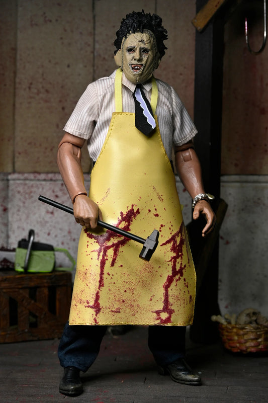 NECA The Texas Chainsaw Massacre – Leatherface 8″ Scale Clothed Action Figure