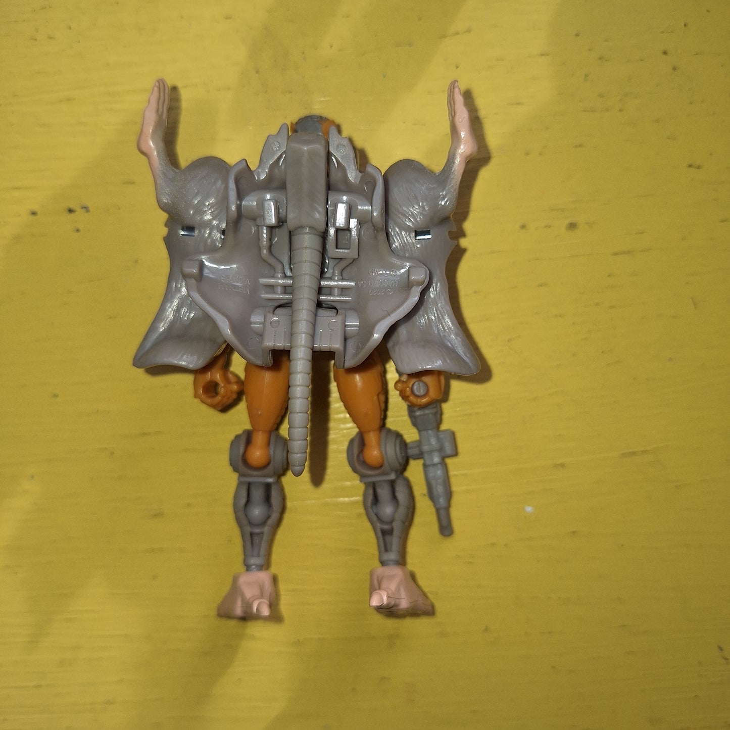 Transformers WFC Kingdom Core Class Rattrap