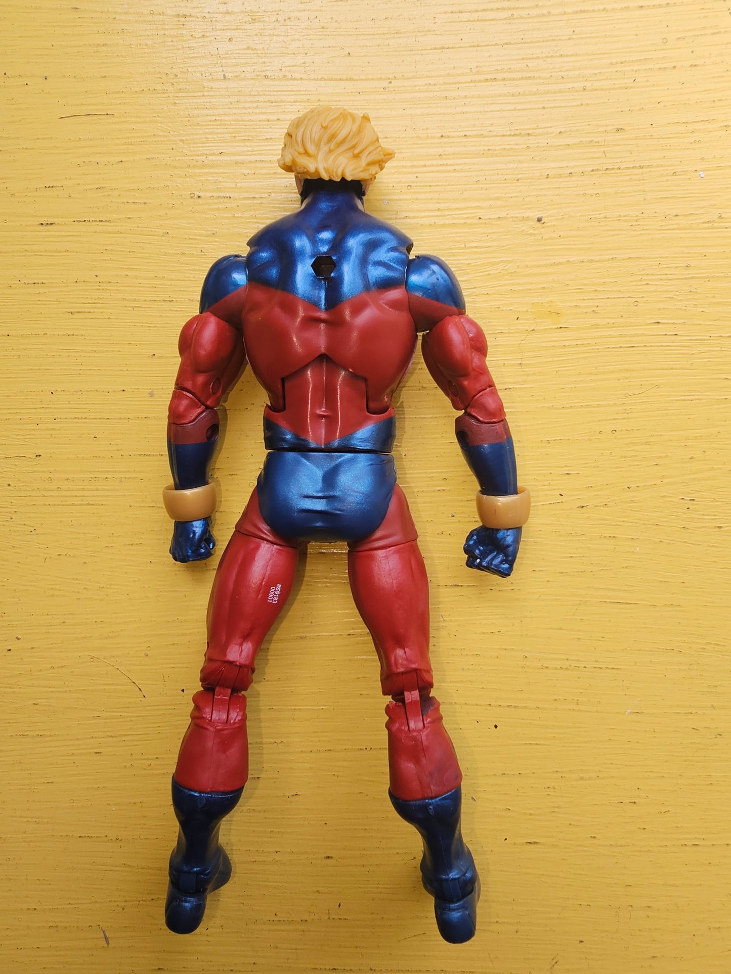 Marvel Legends Captain Mar-vell