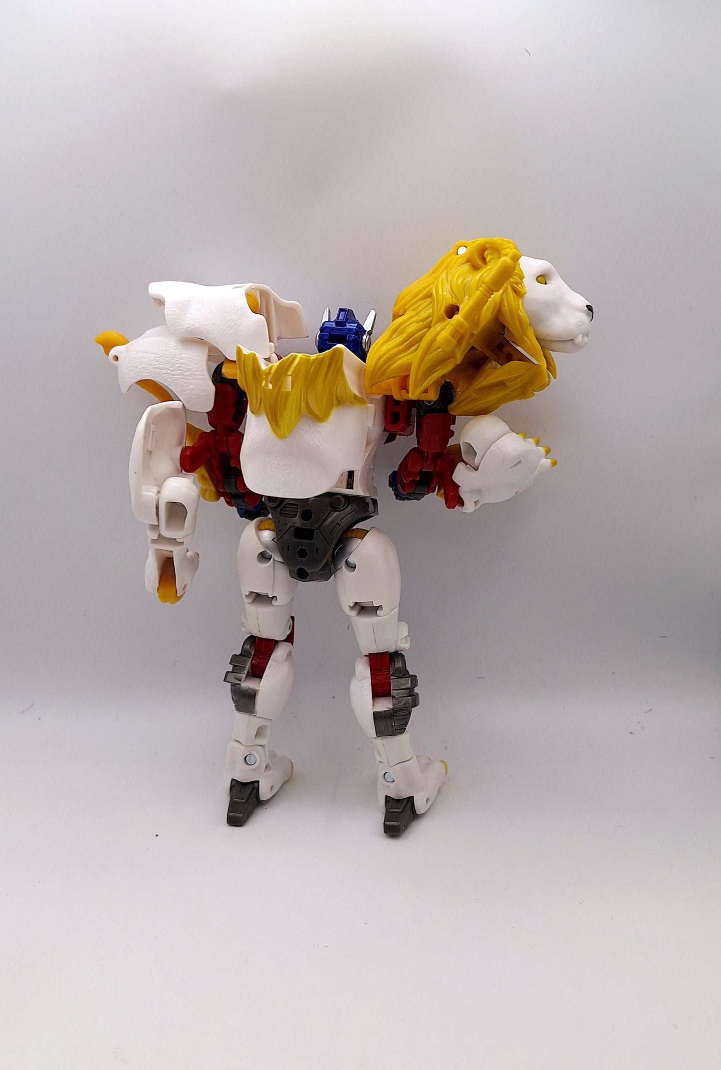 Transformers Legacy Leo Prime