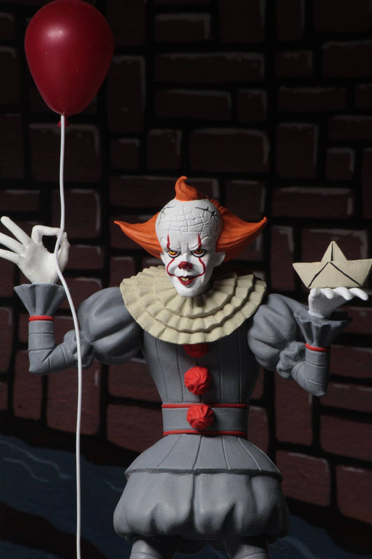 NECA Toony Terrors Pennywise It (2017) Figure