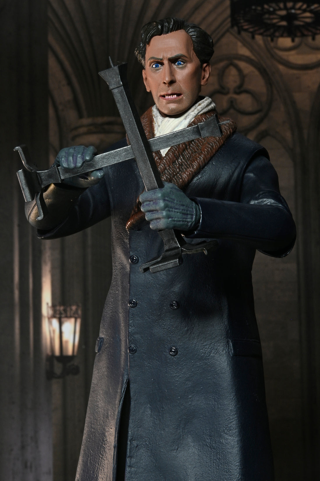 NECA Hammer House of Horror - Horror of Dracula 1958 Van Helsing Figure