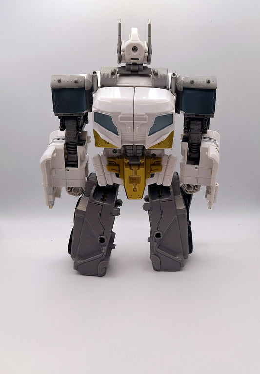 Transformers Generations CW Optimus Prime White Version