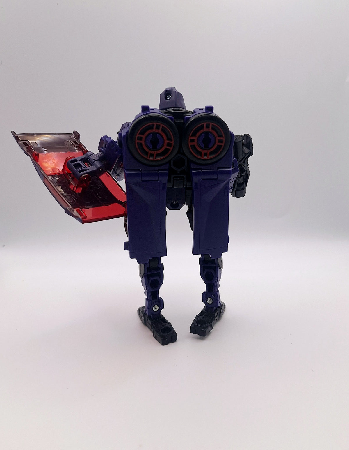 Transformers Legacy Shadow Striker
