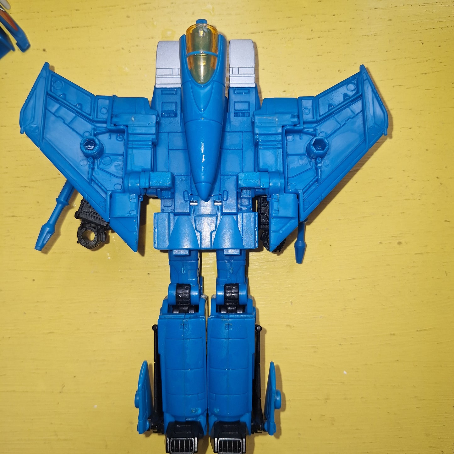 Transformers WFC Earthrise Thundercracker