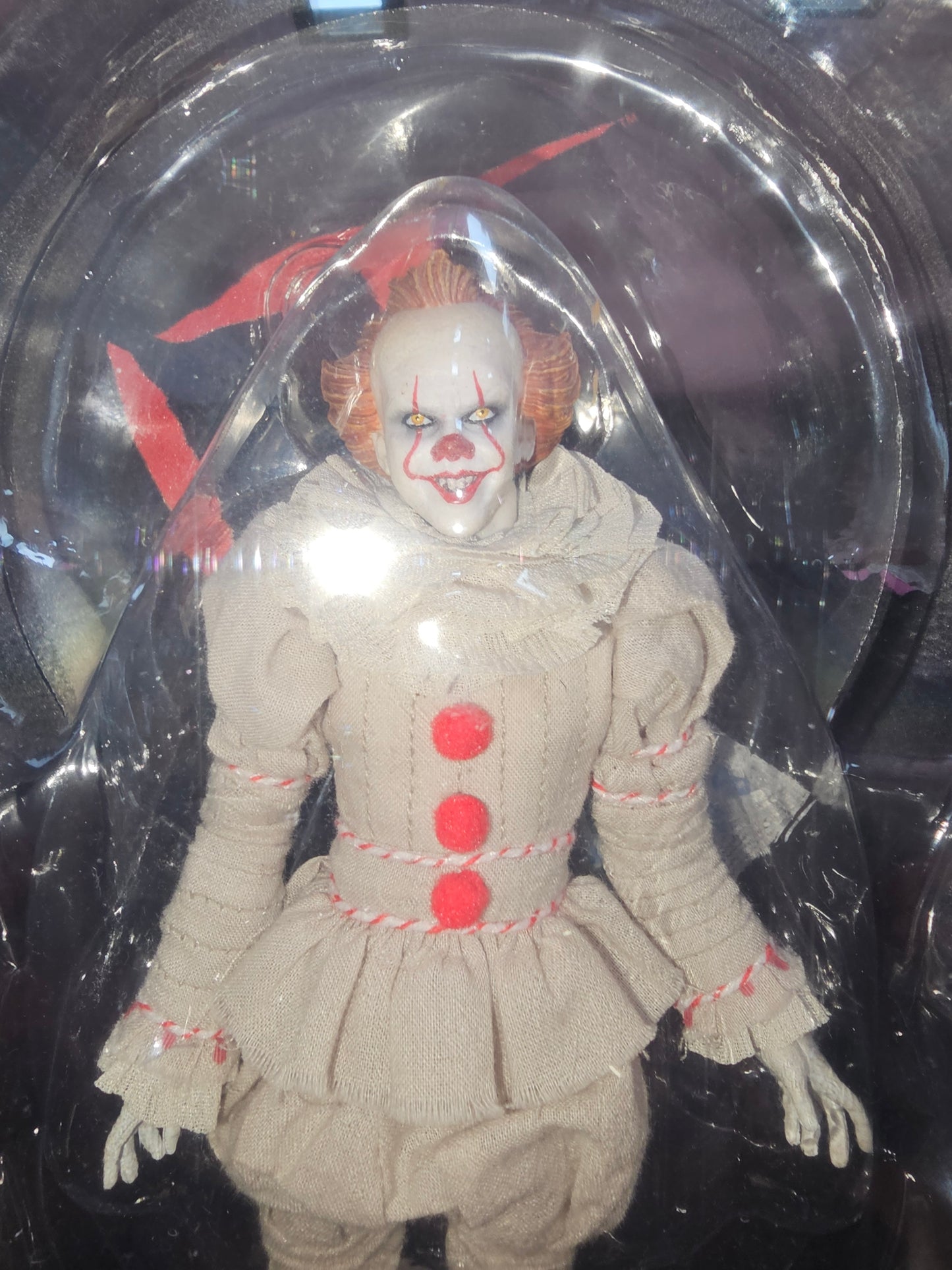 Mezco One:12 Pennywise