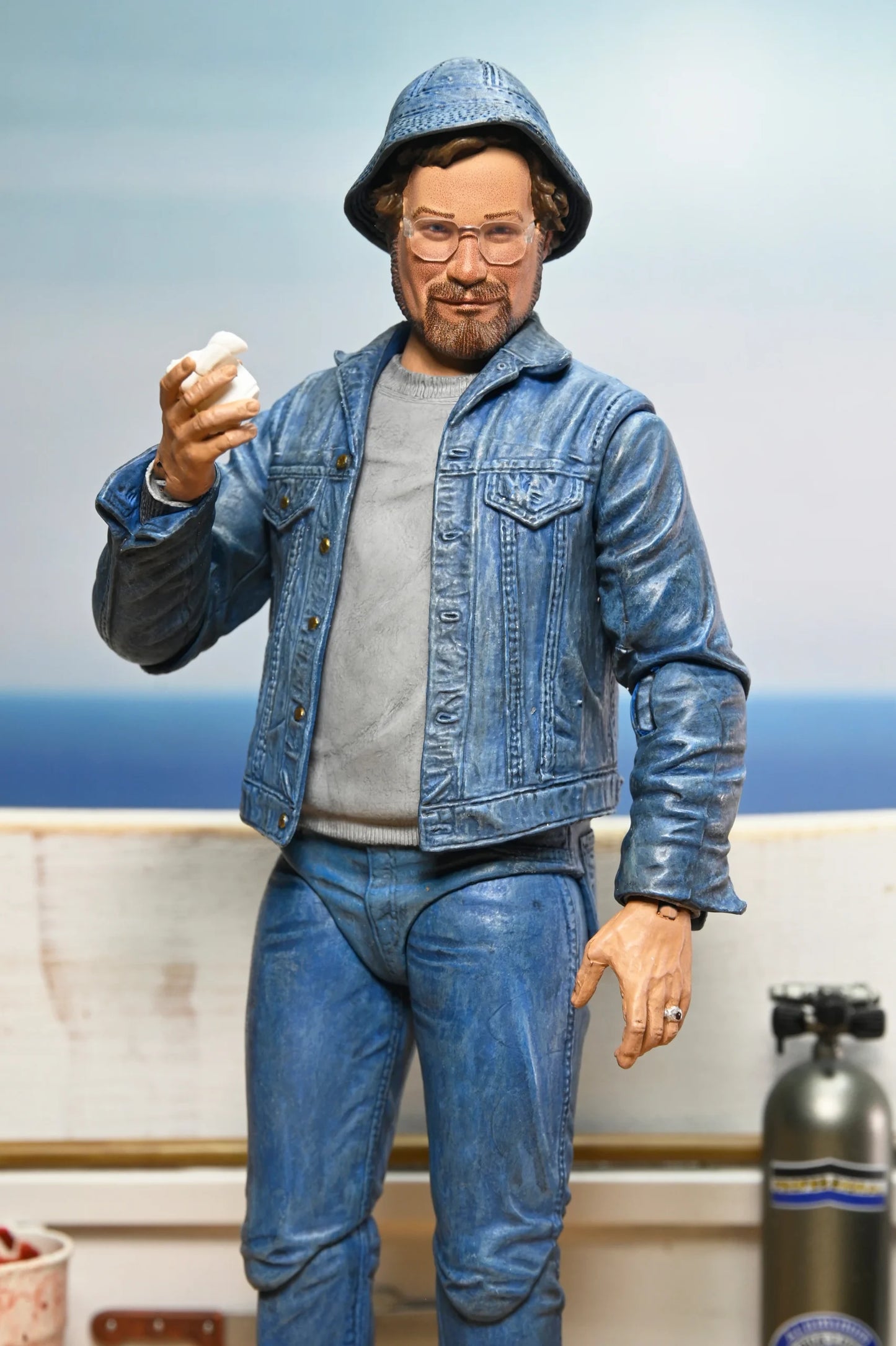 NECA Jaws – Matt Hooper Amity Arrival 50th Anniversary Ultimate 7″ Scale Action Figure