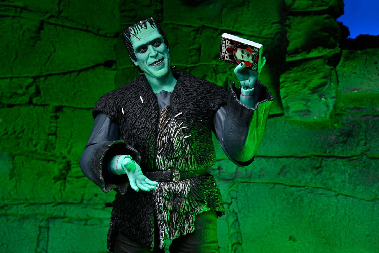 The Munsters (2022) 7″ Scale Action Figure – Ultimate Herman