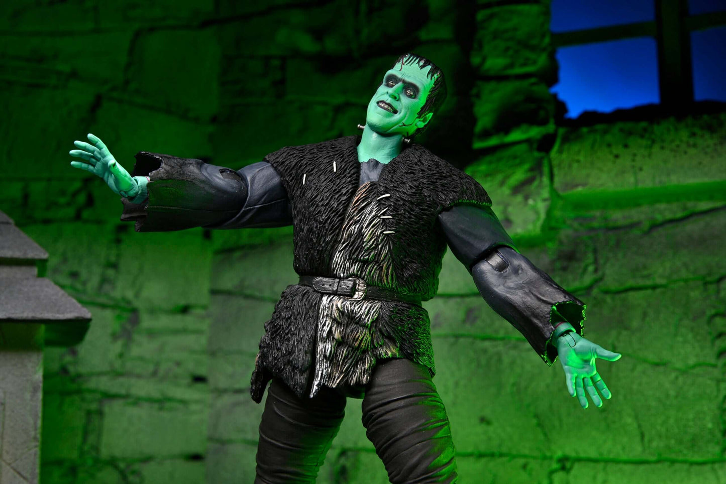 The Munsters (2022) 7″ Scale Action Figure – Ultimate Herman