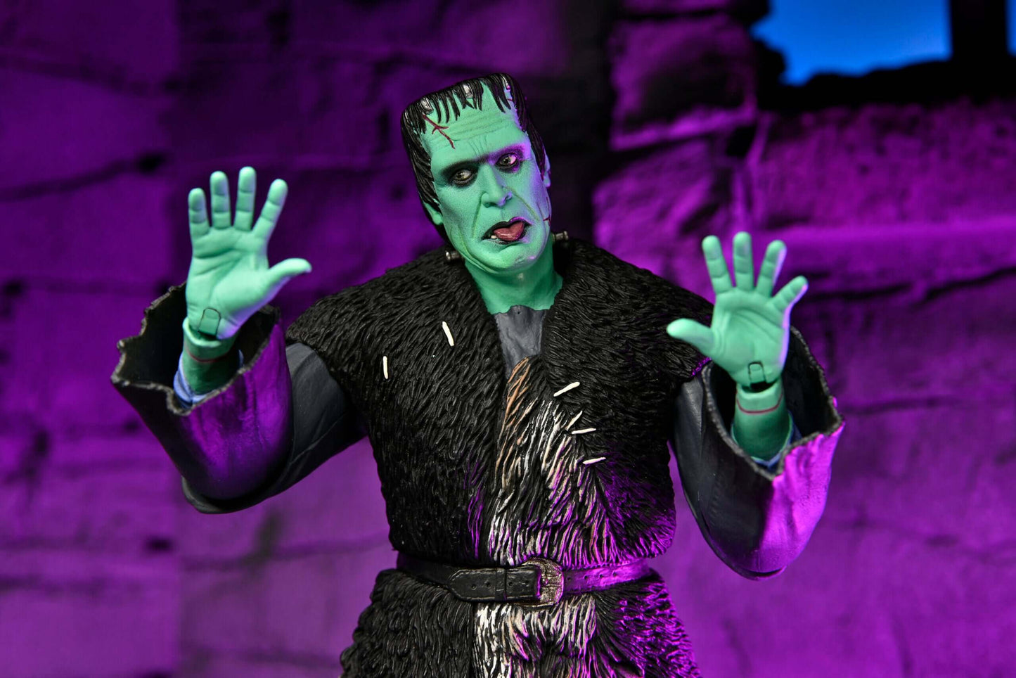 The Munsters (2022) 7″ Scale Action Figure – Ultimate Herman