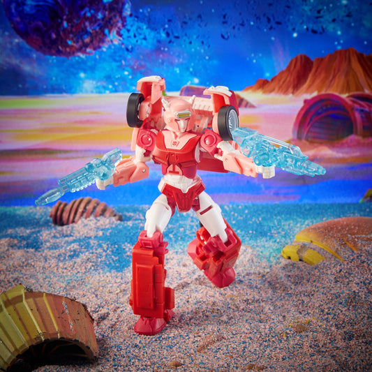 Transformers Generations Legacy Deluxe: Elita-1