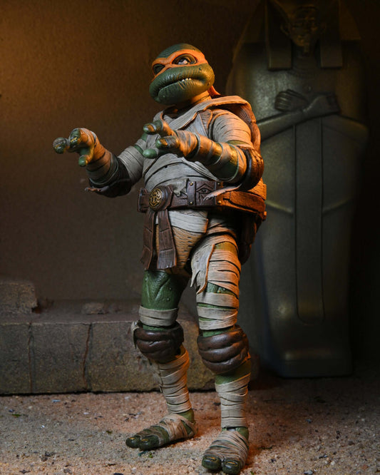 NECA Universal Monsters X Teenage Mutant Ninja Turtles Ultimate TMNT Michelangelo as The Mummy 7" Scale Figure
