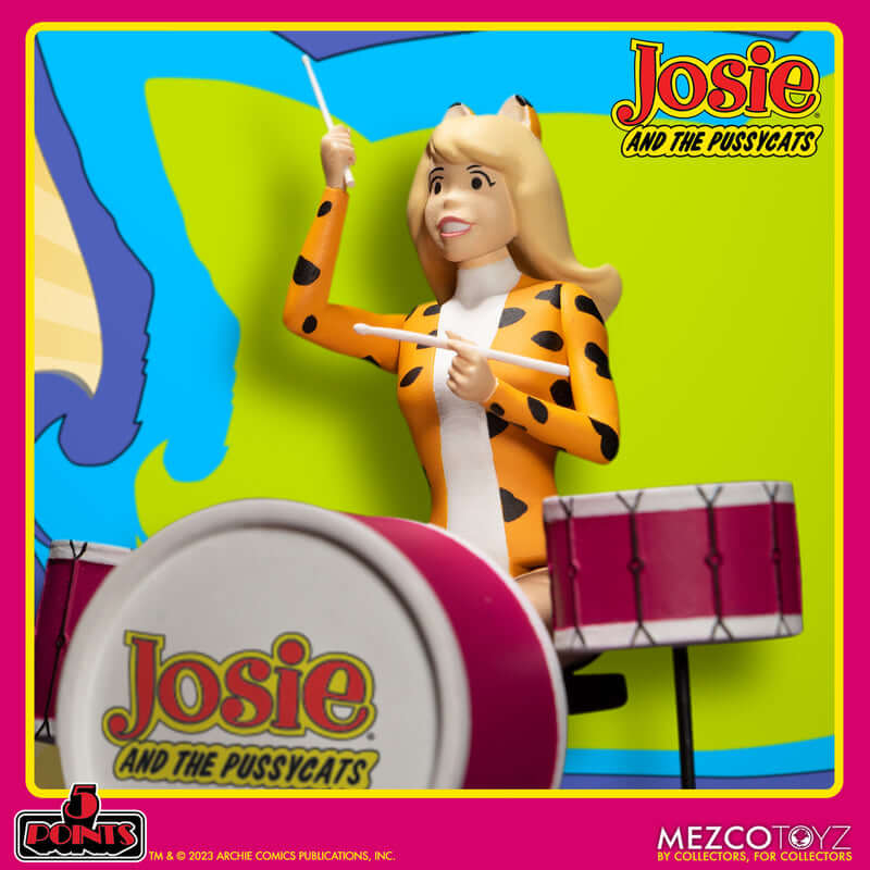 Pre-order Feb 2024 MEZCO 5 POINTS: Josie and The Pussycats Action Figure Deluxe Set