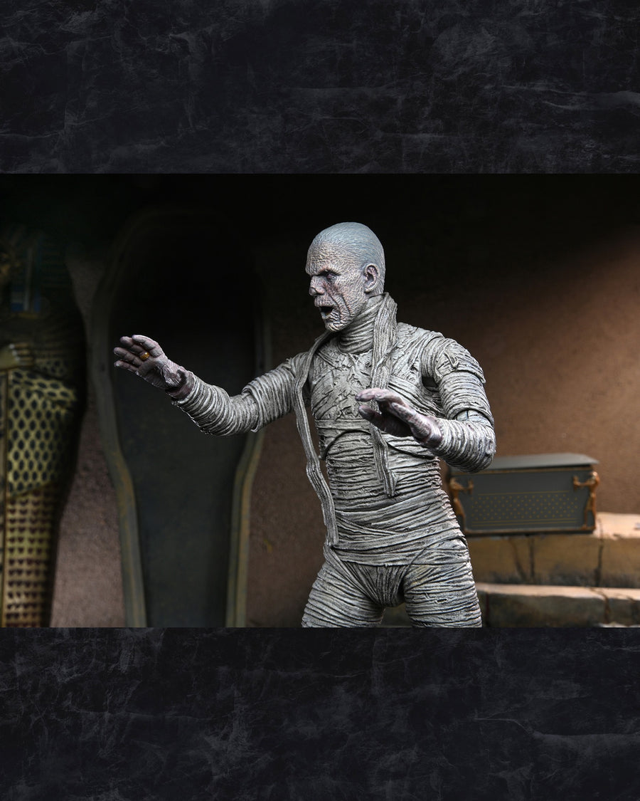 Universal Monsters Ultimate 7 Inch Scale Colour Action Figure: The Mummy