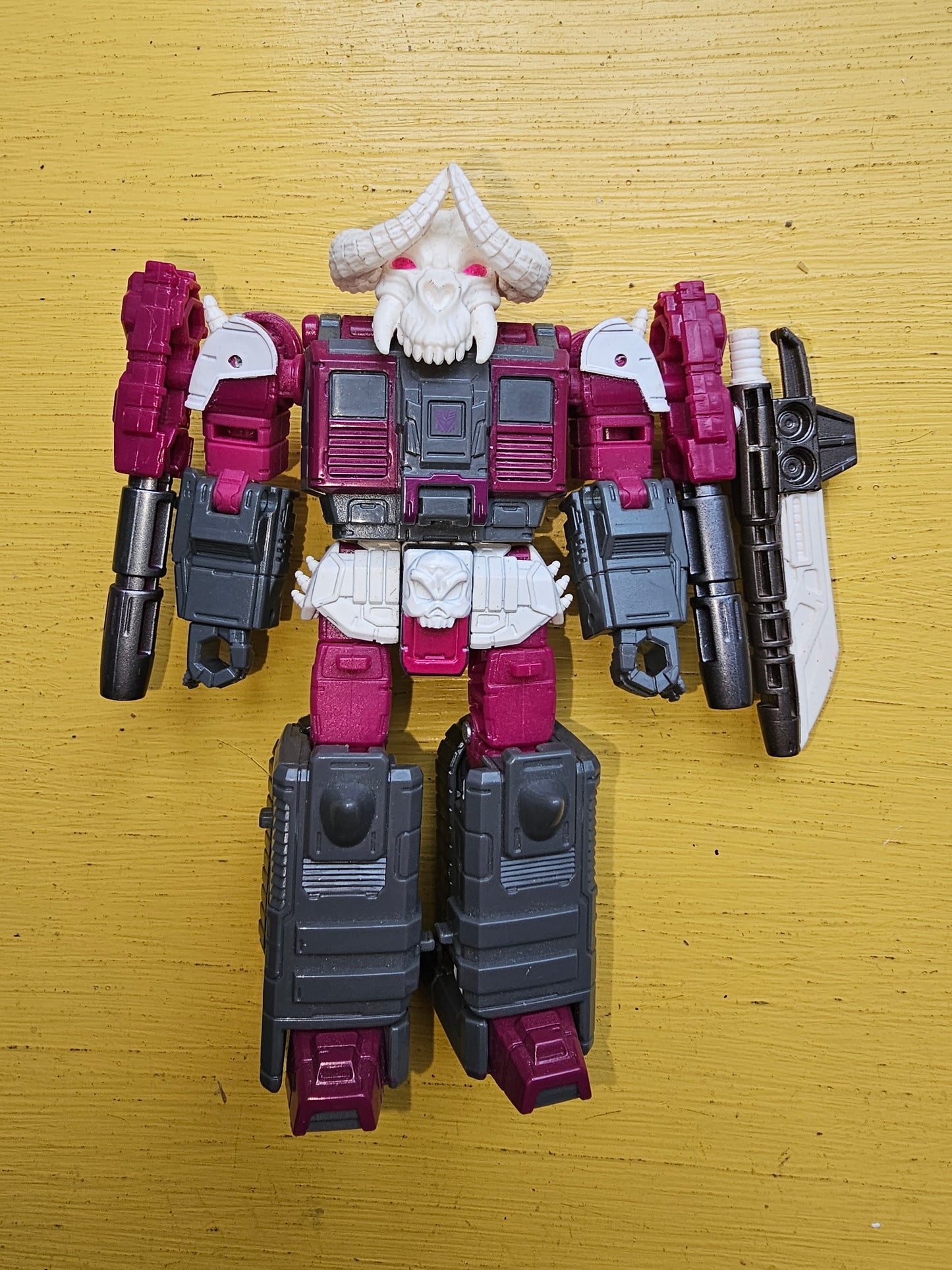 Transformers Skullgrin