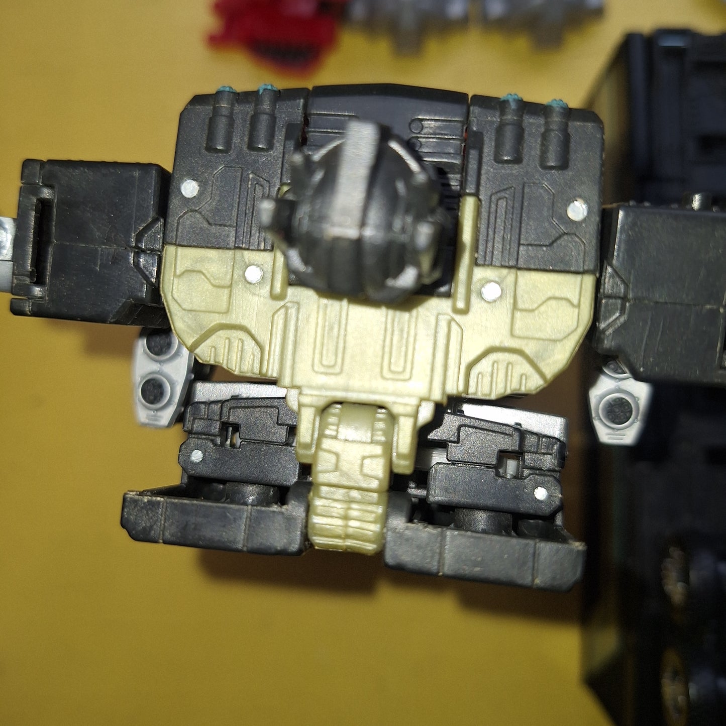 Transformers WFC Netflix Spoiler Pack Nemesis Prime