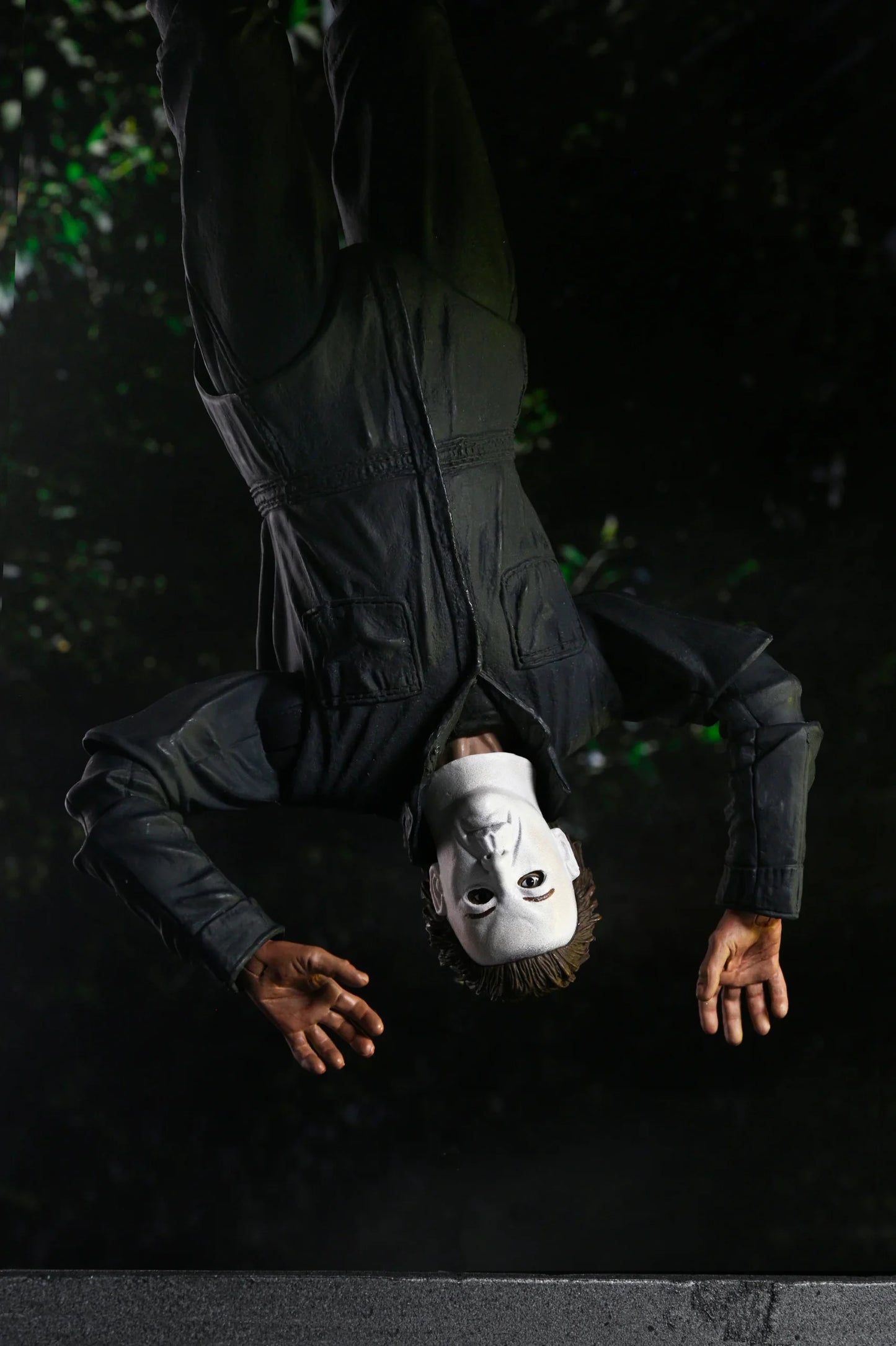 NECA Halloween Resurrection – Michael Myers Ultimate 7″ Scale Action Figure