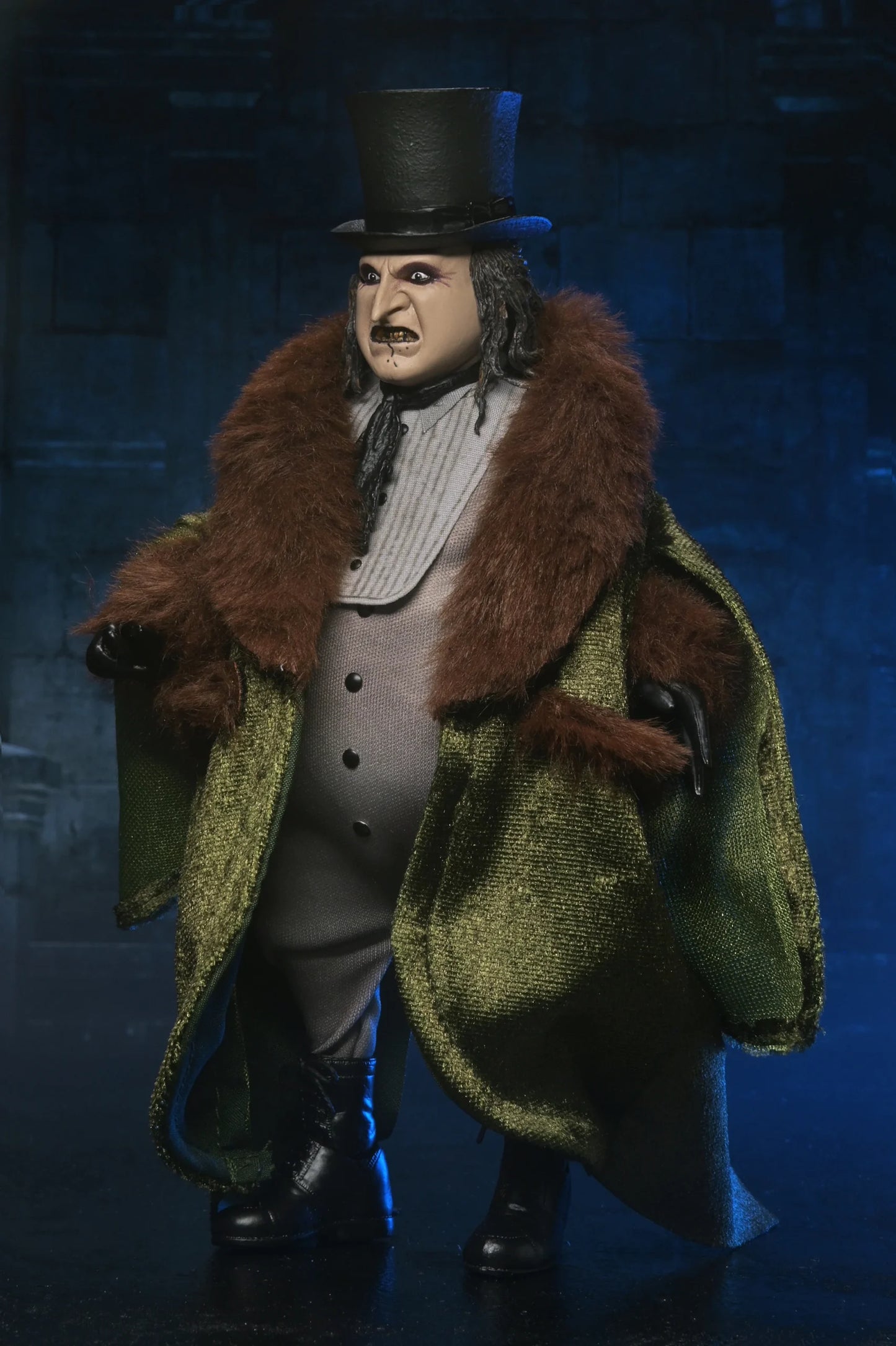 NECA Batman Returns – Penguin 8″ Scale Clothed Action Figure