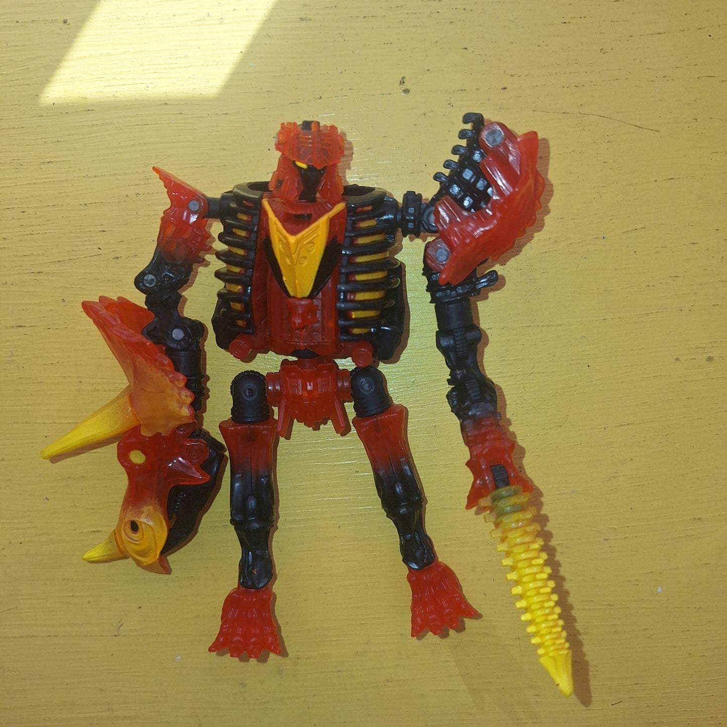 Transformers Generations Selects Deluxe Class Tricranius Beast Power