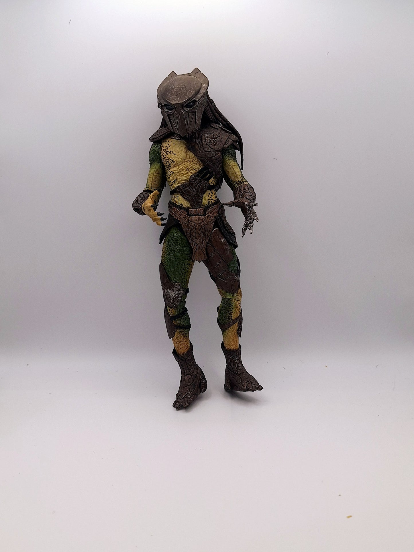 NECA Predators Falconer Predator 2010