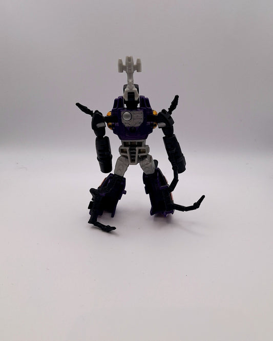 Transformers Generations Combiner Wars Legend Class Bombshell
