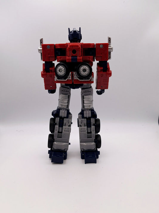 Transformers WFC Kingdom Voyager Optimus Prime