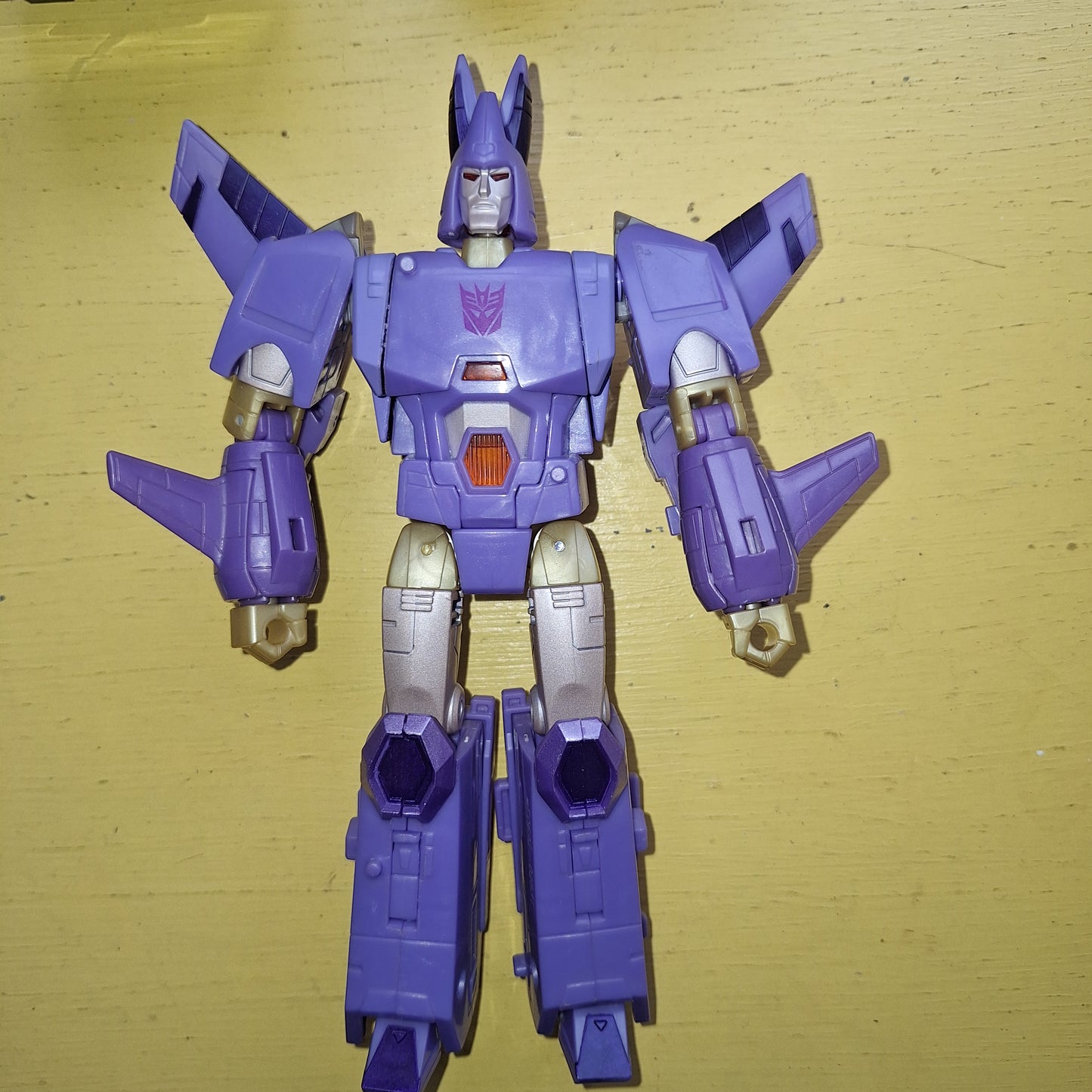 Transformers WFC Kingdom Cyclonus