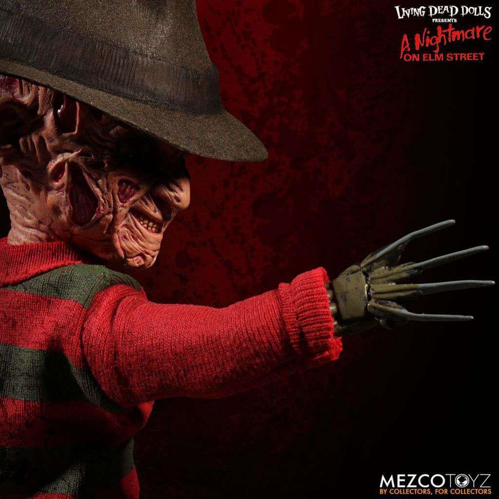 MEZCO Living Dead Dolls A Nightmare on Elm Street – Freddy Krueger With Sound