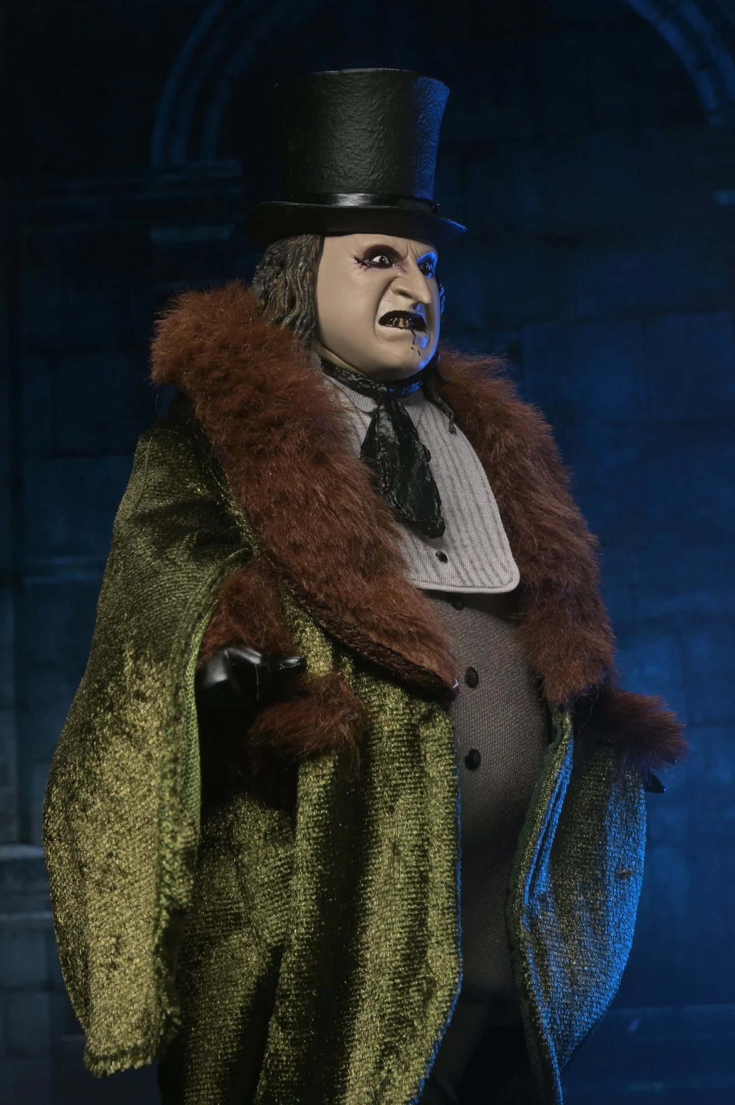 NECA Batman Returns – Penguin 8″ Scale Clothed Action Figure