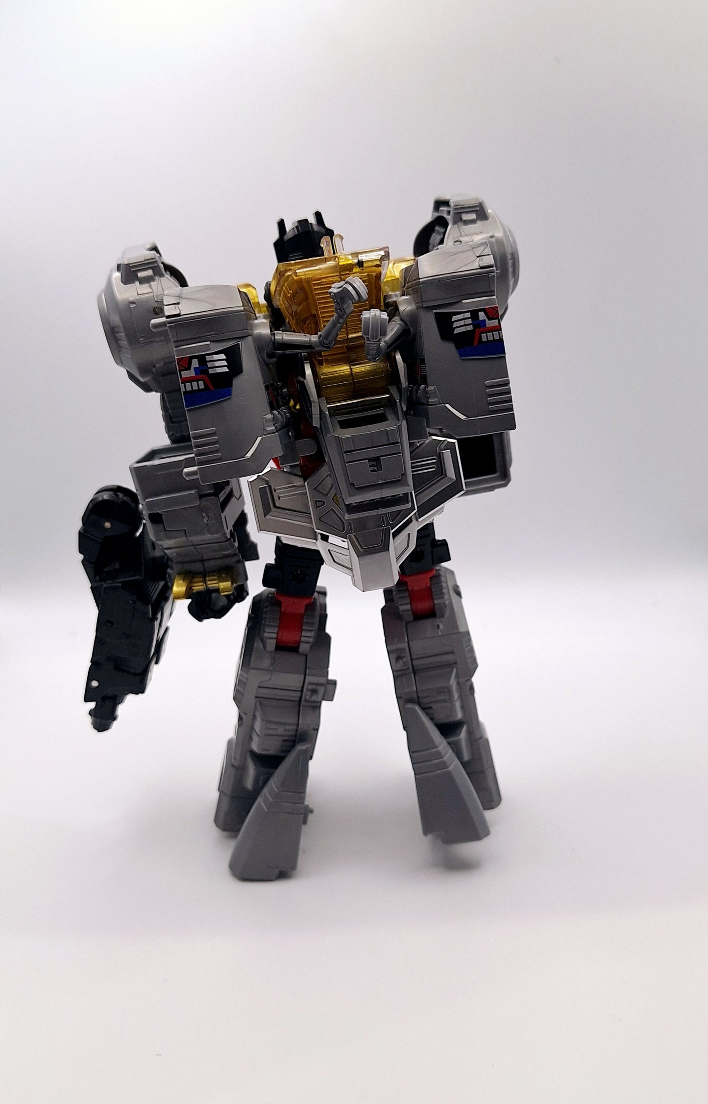 Transformers Power of The Primes Voyager Grimlock