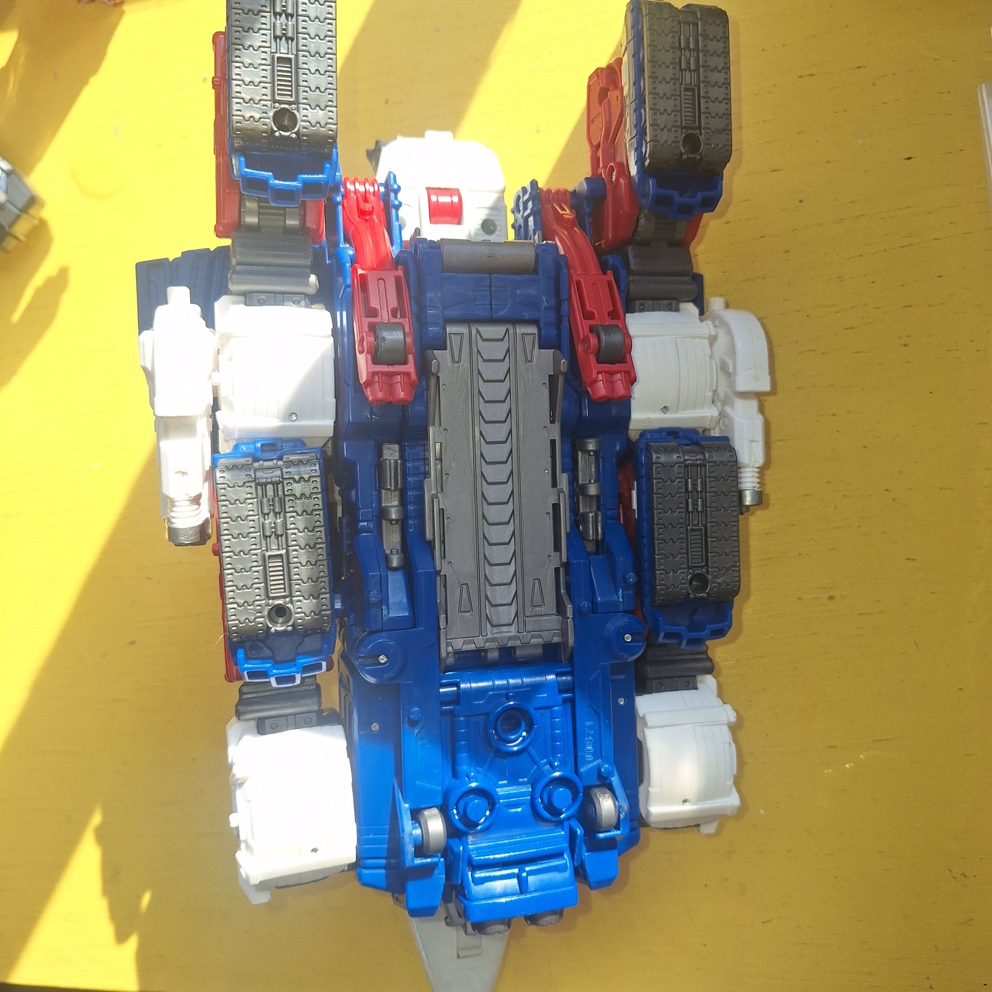 Transformers Earthrise Sky Lynx WFC