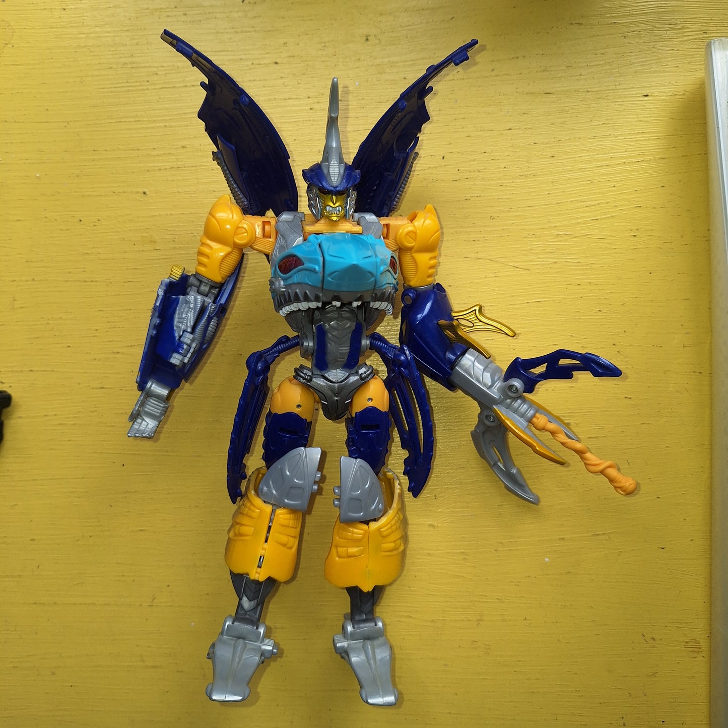 Transformers Generations Thrilling 30 voyager Sky-Byte