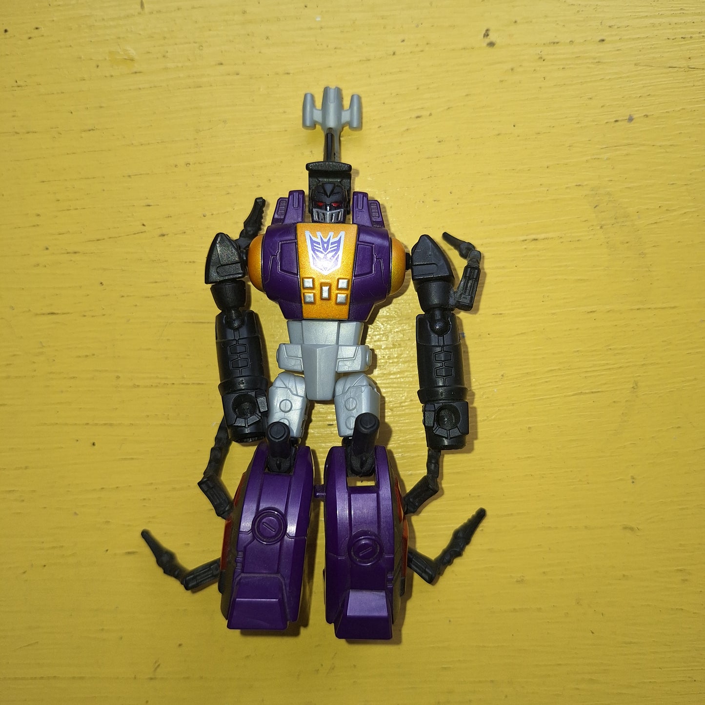 Transformers Combiner Wars Bombshell