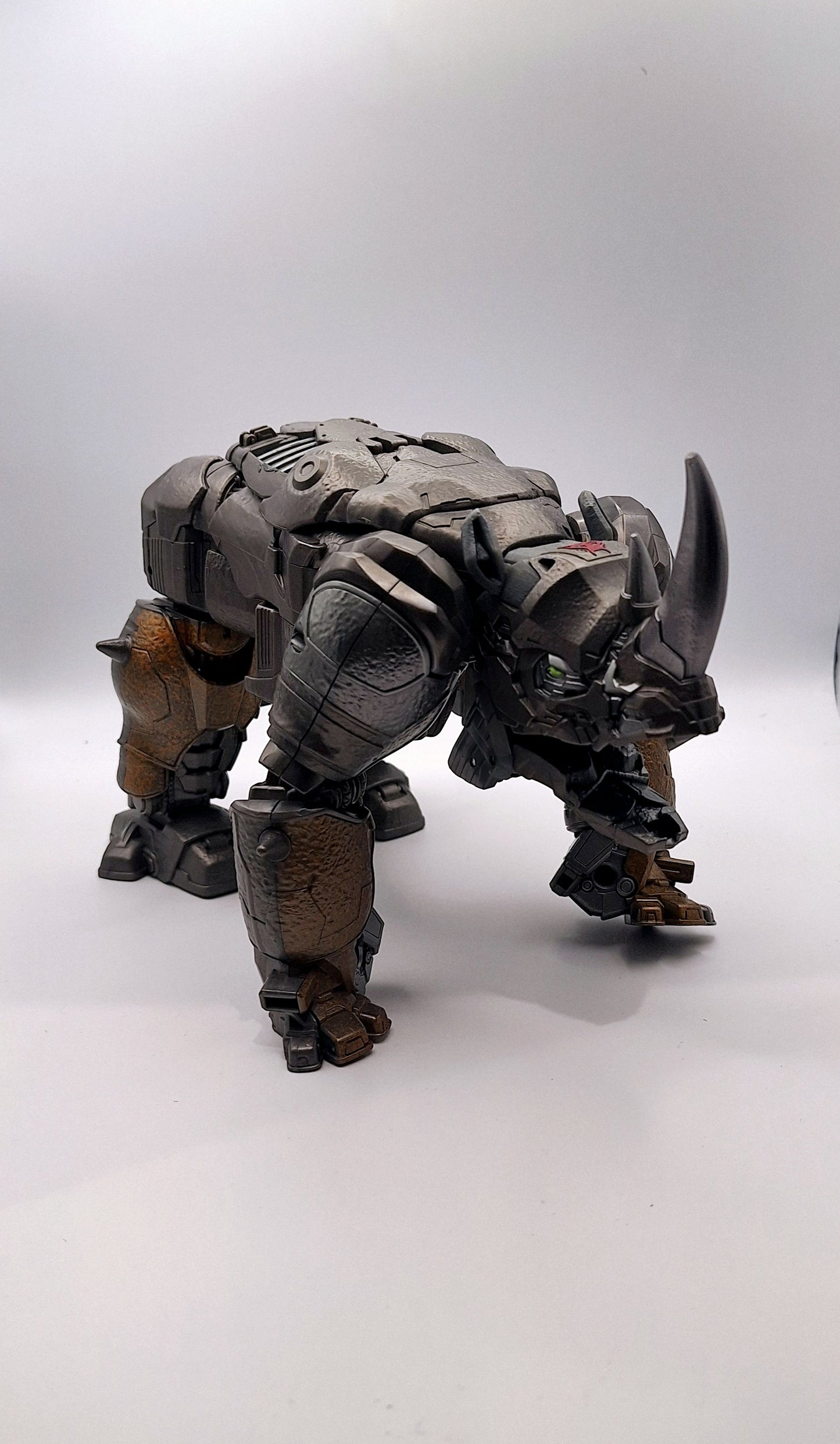 Transformers: ROTB Smash Changer Rhinox