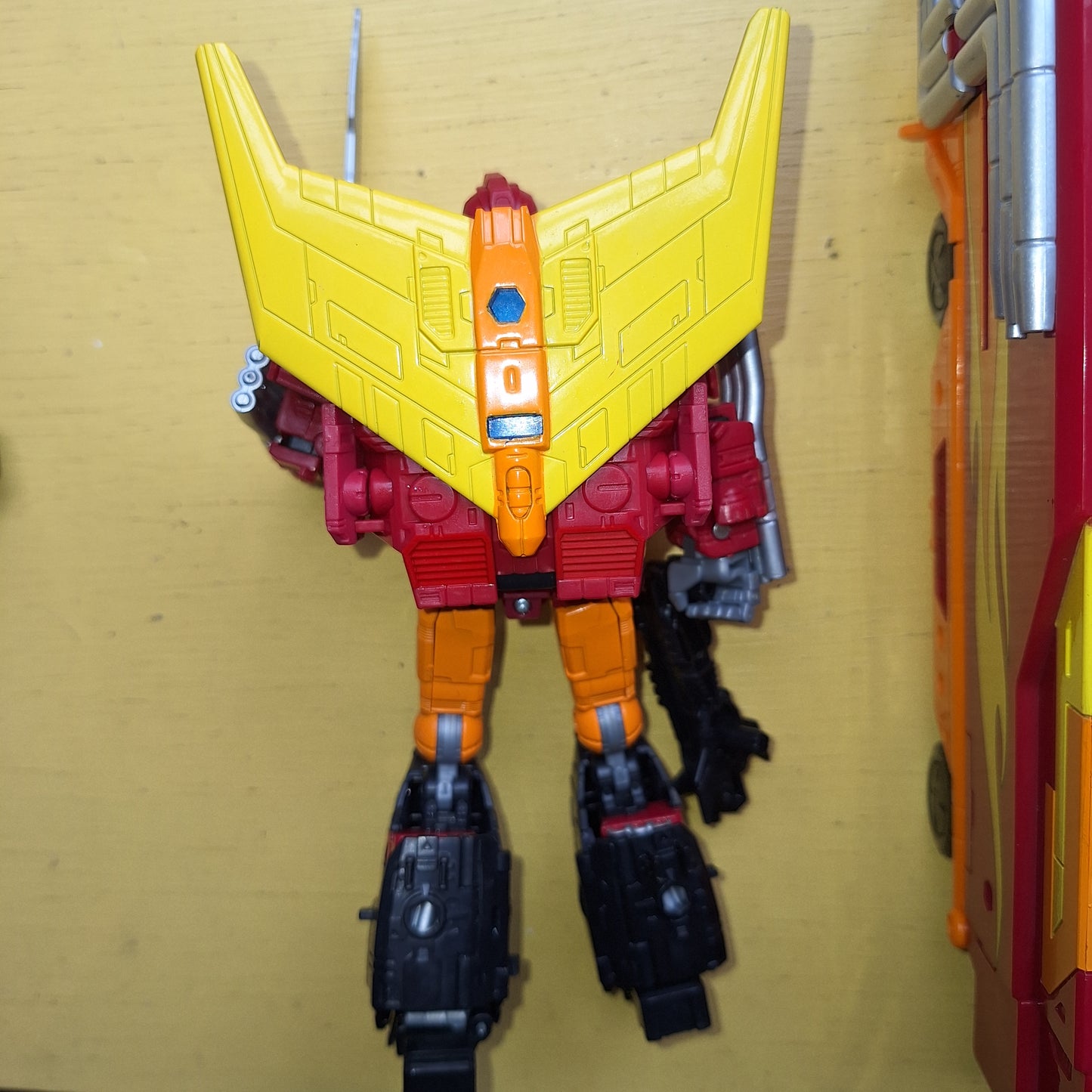 Transformers War for Cybertron Kingdom Rodimus Prime