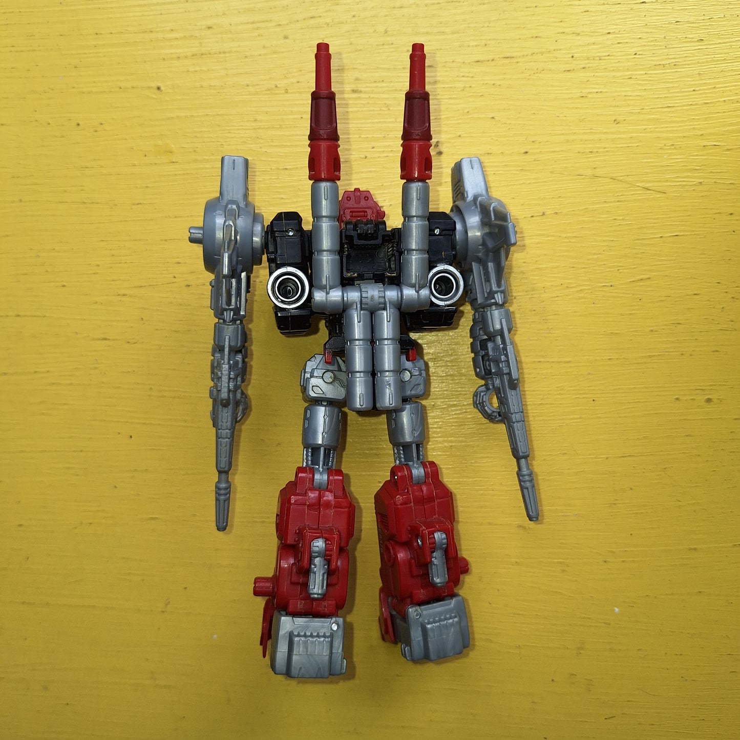 Transformers Generations Selects Deluxe Class Powerdasher