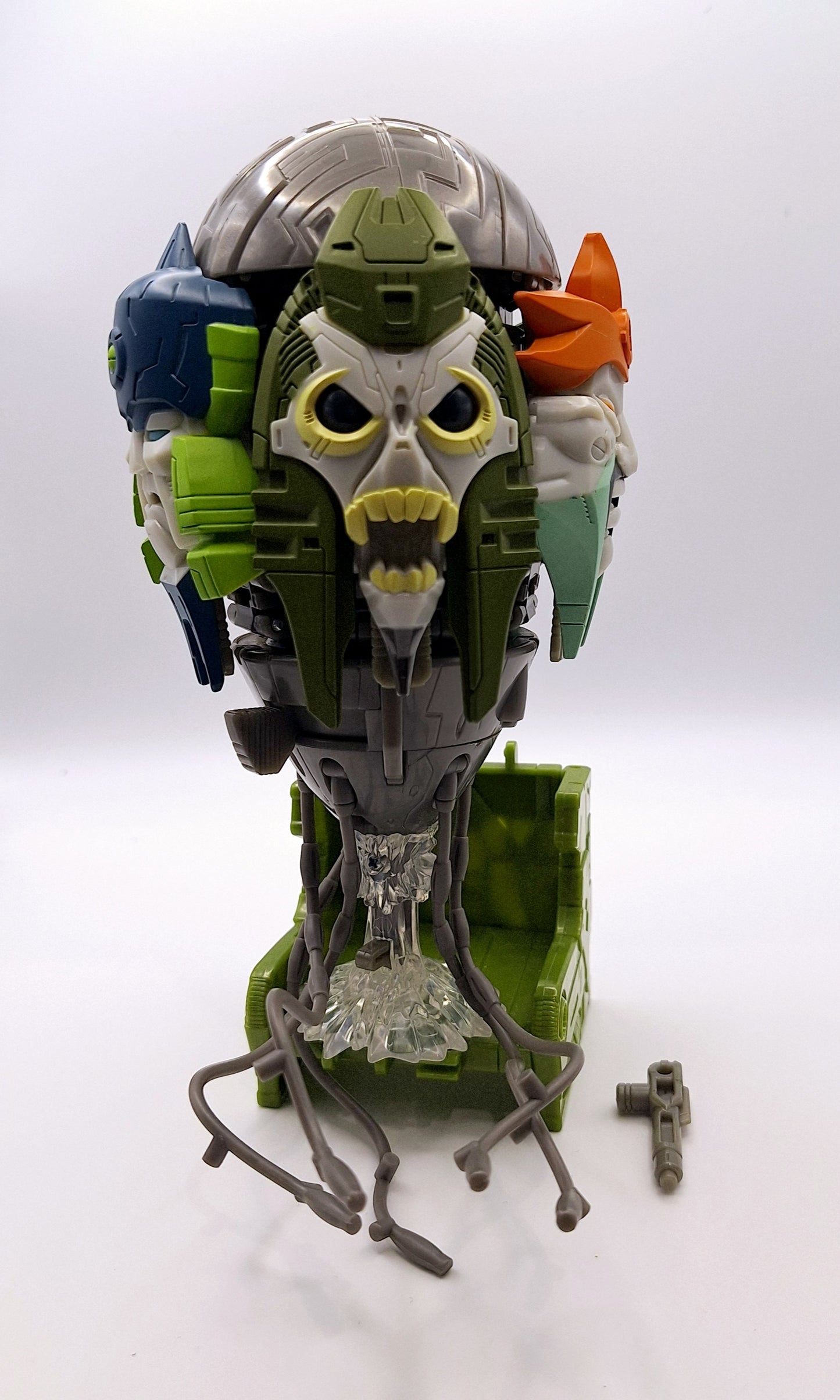 Transformers War for Cybertron Earthrise Quintesson Voyager Class