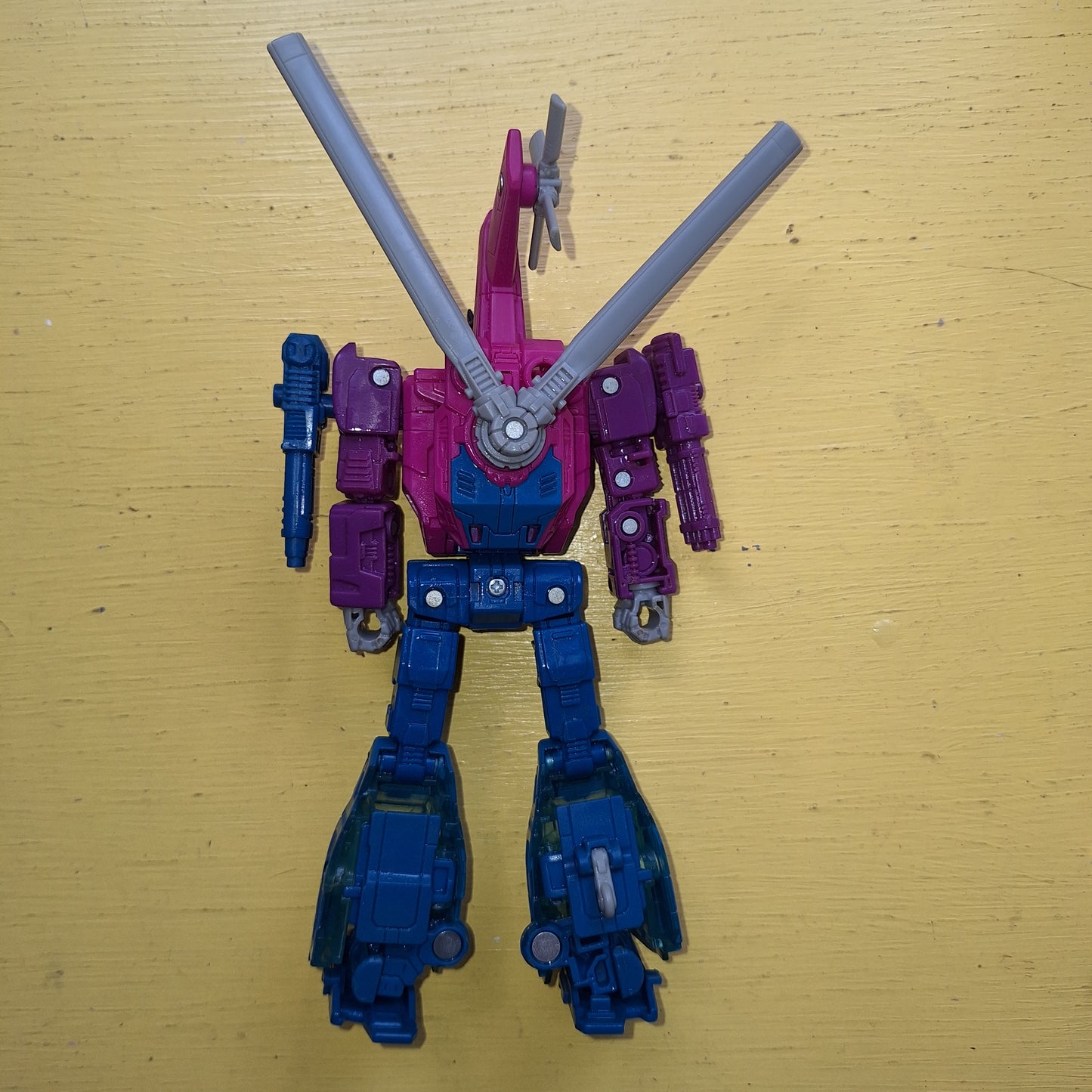 Transformers War For Cybertron Trilogy Siege Deluxe Class Decepticon Spinister