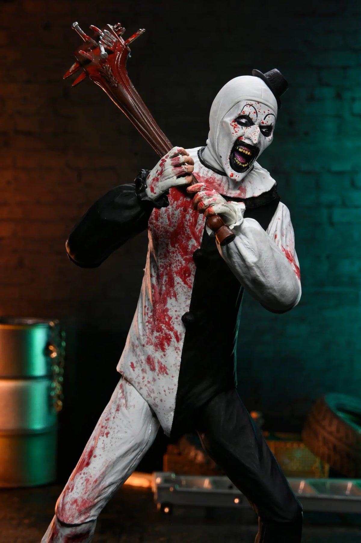 NECA Terrifier 2 – Art the Clown Ultimate 7″ Scale Action Figure (Blood Splattered)