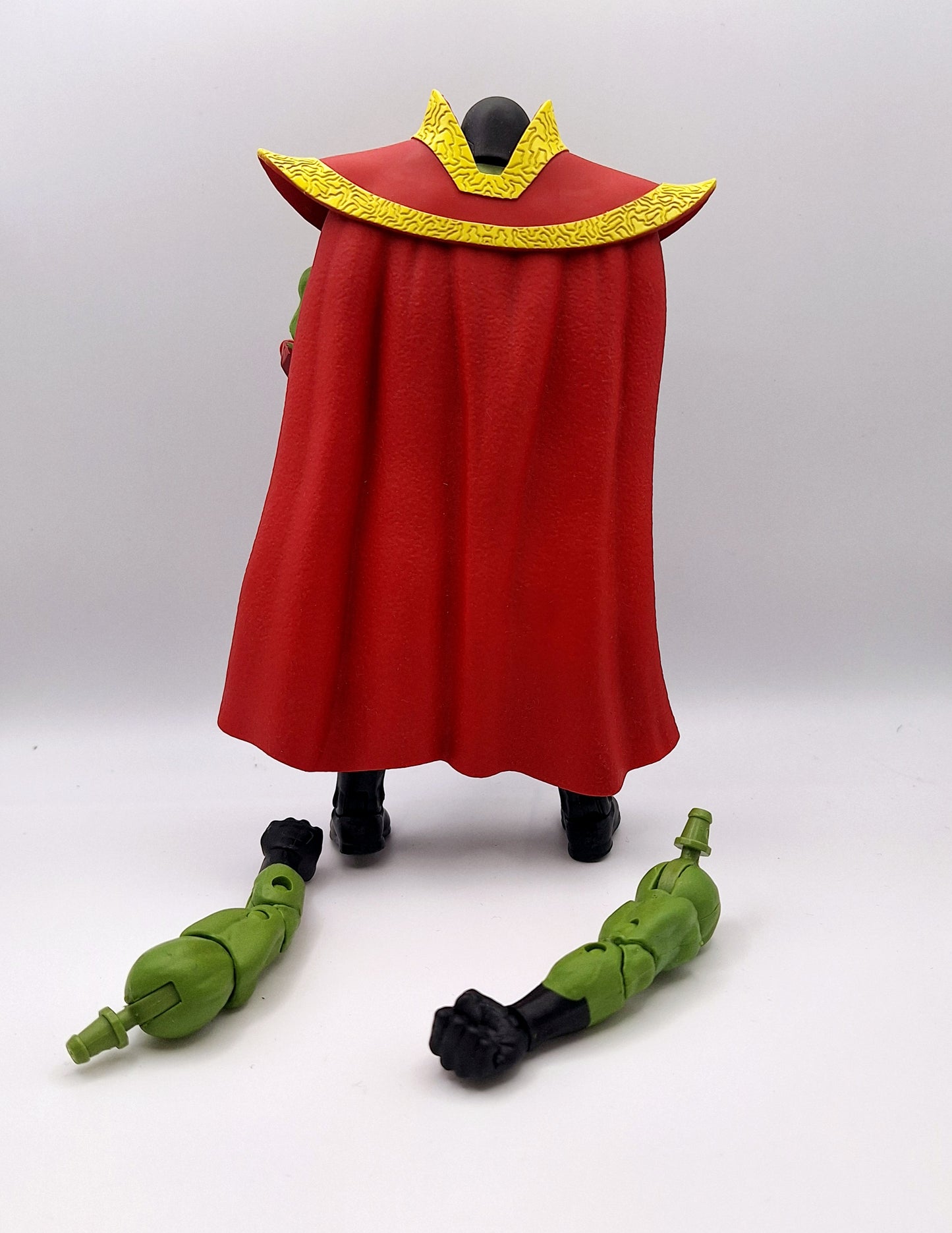 Marvel Legends Super-Skrull