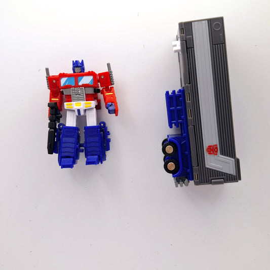 Transformers Dr Wu Prime Commander w/trailer