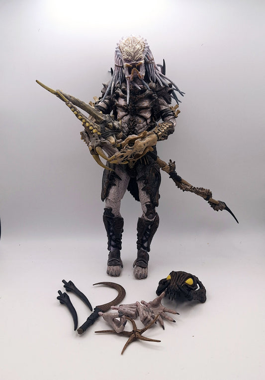 NECA Ultimate Alpha Predator 100th Predators Special Edition