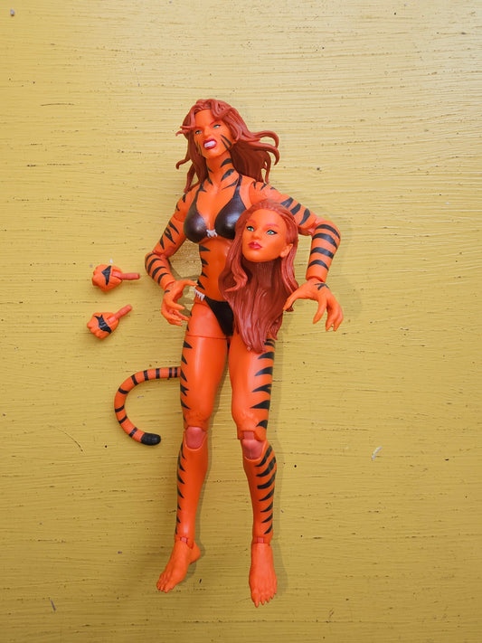 Marvel Legends Tigra