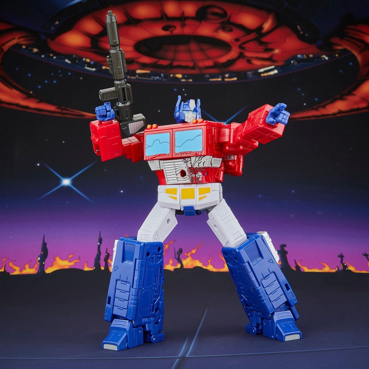 Transformers Studio Series MTMTE Collection The Transformers: The Movie Leader Class Optimus Prime