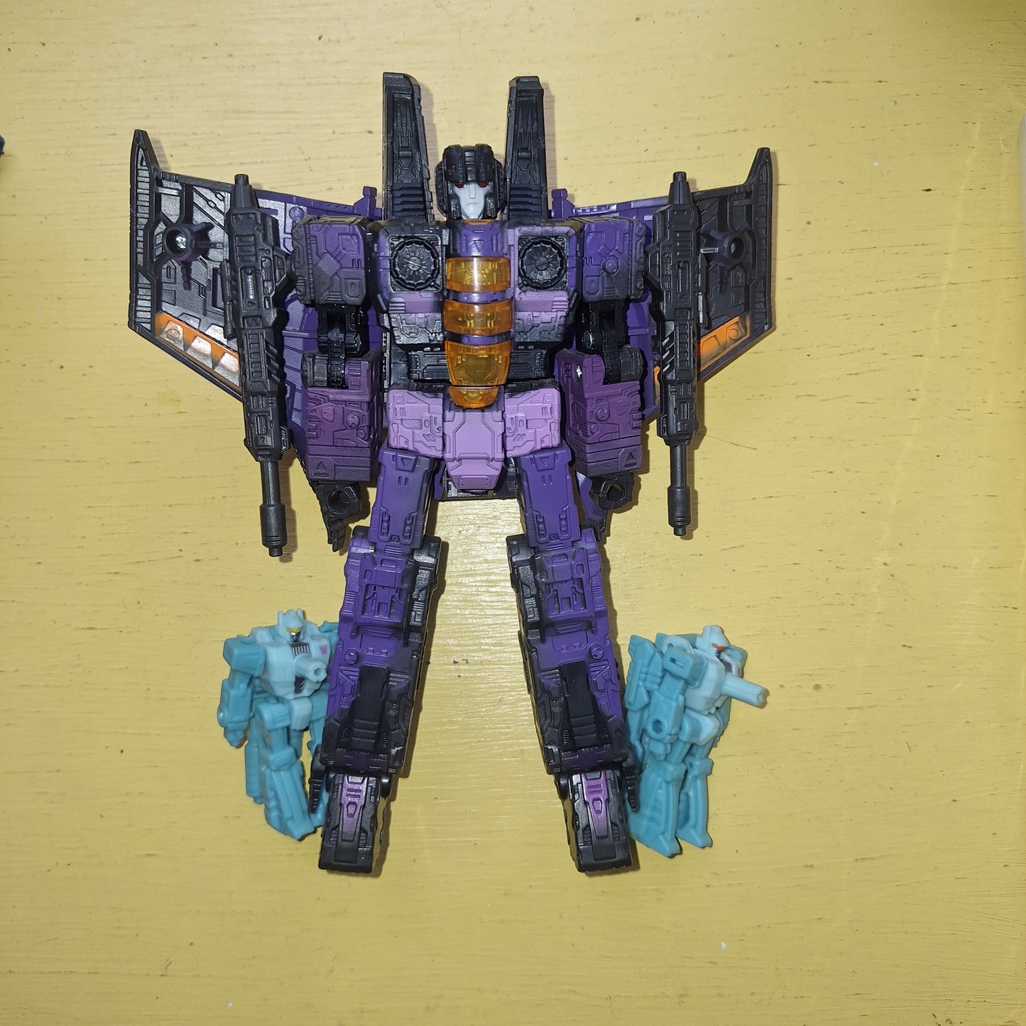 Transformers War for Cybertron Trilogy Netflix Edition Hotlink