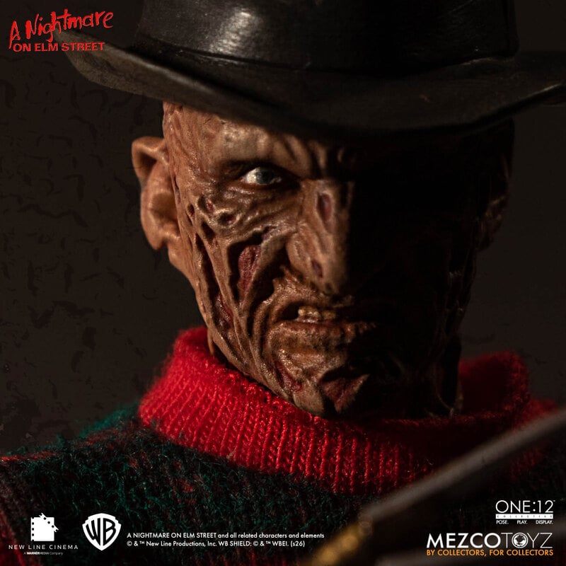 Mezco One: 12 A Nightmare on Elm Street: Freddy Krueger
